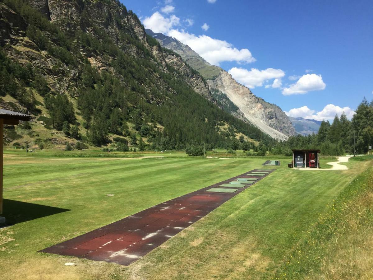 Monte Rosa D 412 Aparthotel Täsch Eksteriør bilde