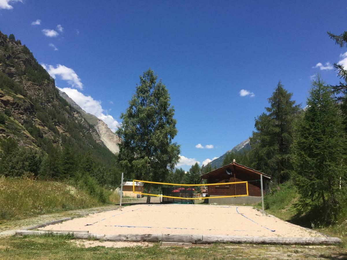 Monte Rosa D 412 Aparthotel Täsch Eksteriør bilde