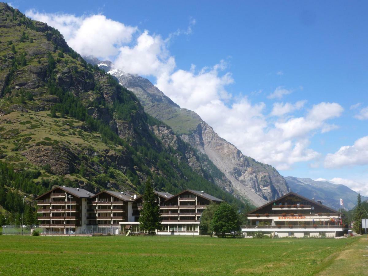 Monte Rosa D 412 Aparthotel Täsch Eksteriør bilde